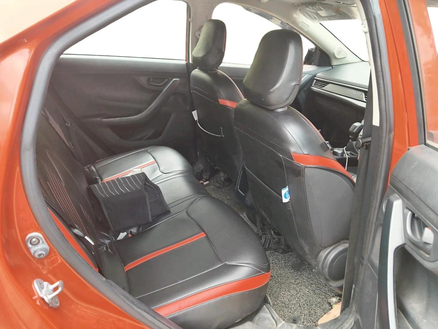 2024 Tata NEXON SMART PLUS S 1.2 REVOTRON, Petrol, Manual, 37,131 km, interior