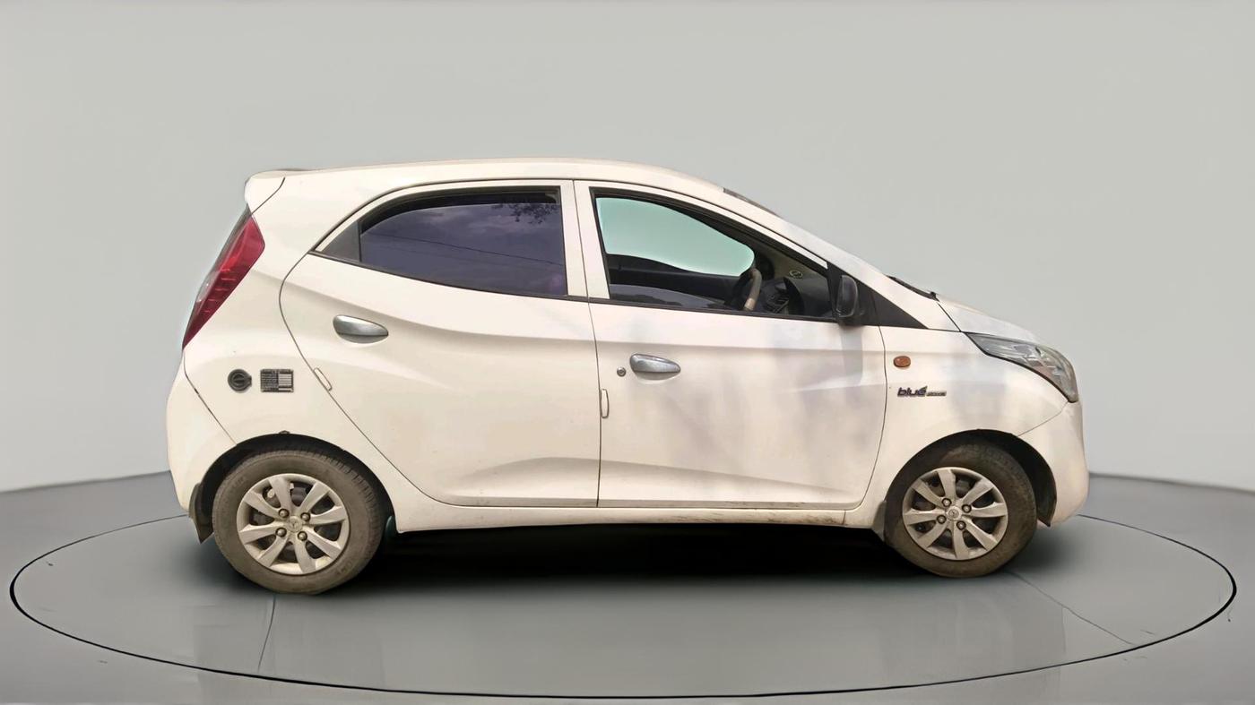 2014 Hyundai Eon MAGNA + LPG, Petrol, Manual, 85,000 km, exterior