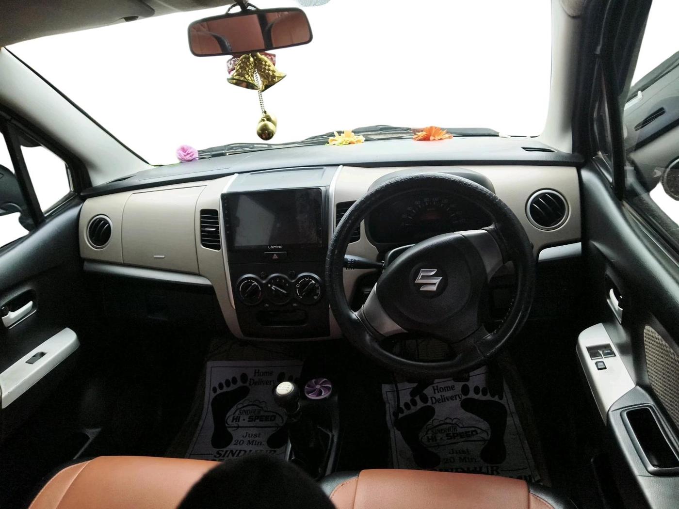 2013 Maruti Wagon R 1.0 LXI, Petrol, Manual, 83,646 km, interior
