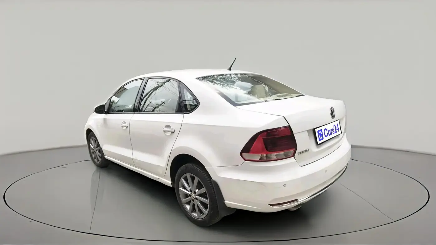 2019 Volkswagen Vento HIGHLINE PLUS 1.5 AT 16 ALLOY, Diesel, Automatic, 1,23,389 km, exterior