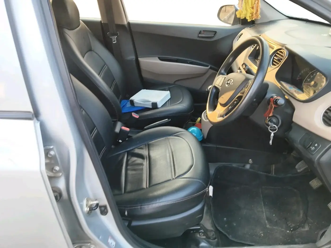 2019 Hyundai Grand i10 MAGNA 1.2 KAPPA VTVT, CNG, Manual, 82,842 km, interior