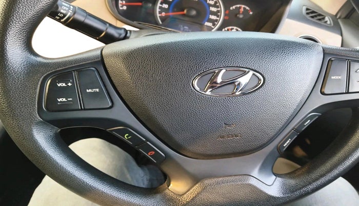 2019 Hyundai Grand i10 MAGNA 1.2 KAPPA VTVT, CNG, Manual, 82,842 km, interior