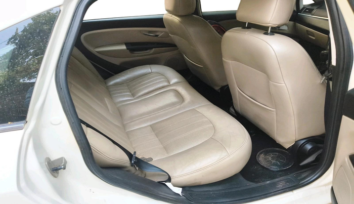 2011 Fiat Linea EMOTION T JET, Petrol, Manual, 5 km, interior