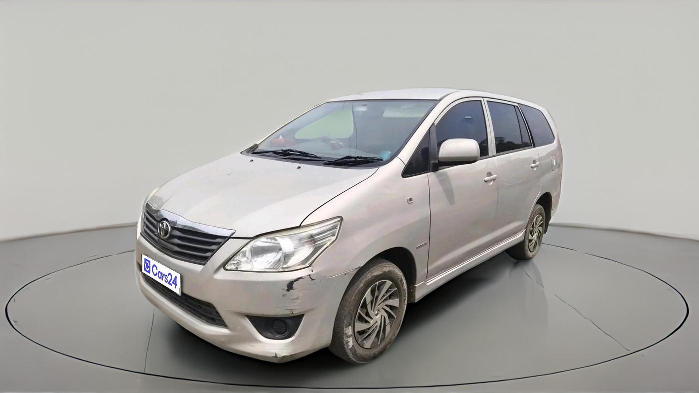 2012 Toyota Innova GX 2.5 7 STR, Diesel, Manual, 1,52,697 km, exterior