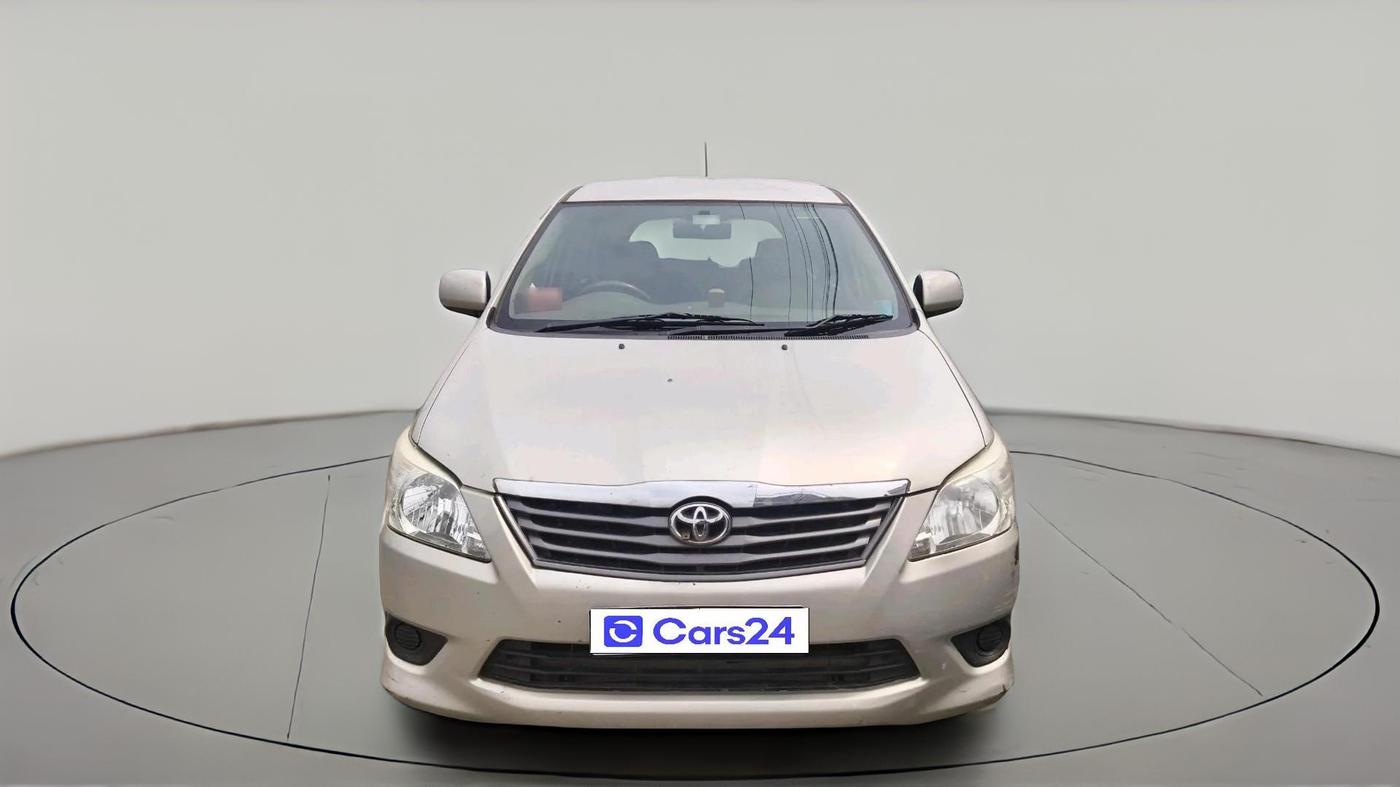 2012 Toyota Innova GX 2.5 7 STR, Diesel, Manual, 1,52,697 km, exterior