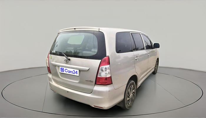 2012 Toyota Innova GX 2.5 7 STR, Diesel, Manual, 1,52,697 km, exterior