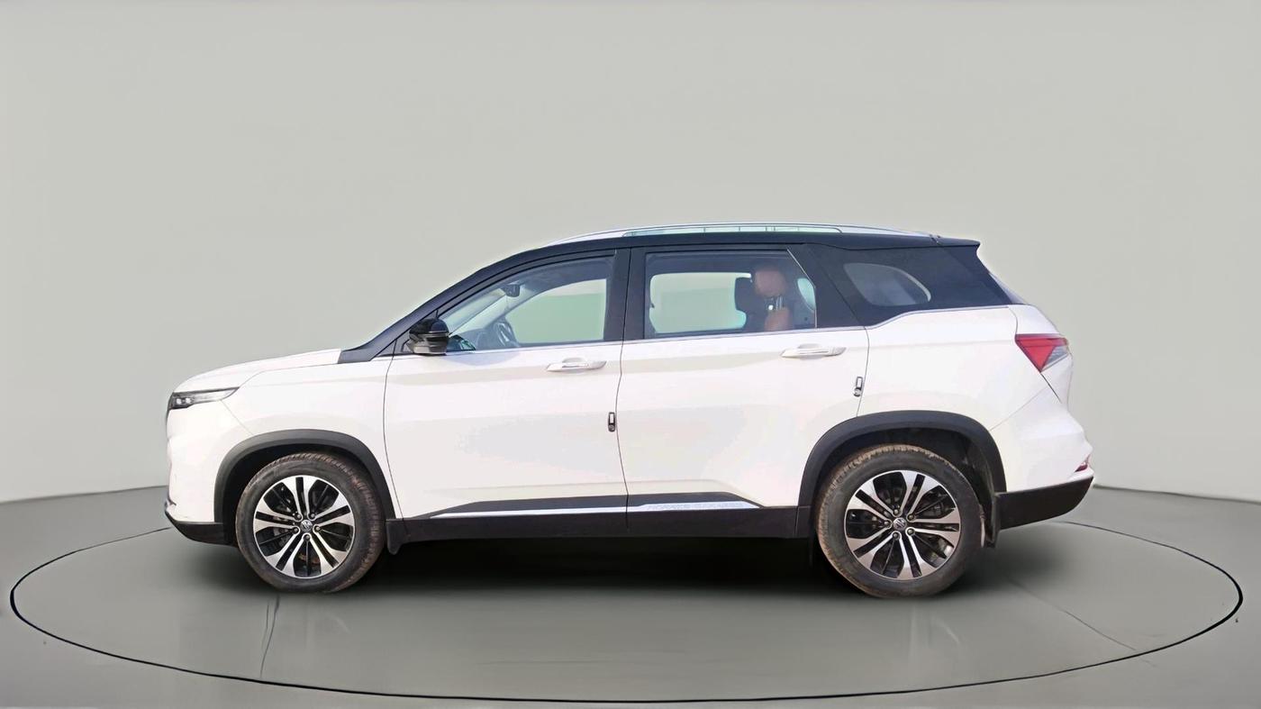 2022 MG HECTOR PLUS SHARP 2.0 DIESEL TURBO MT 6-STR DUAL TONE, Diesel, Manual, 1,52,147 km, exterior