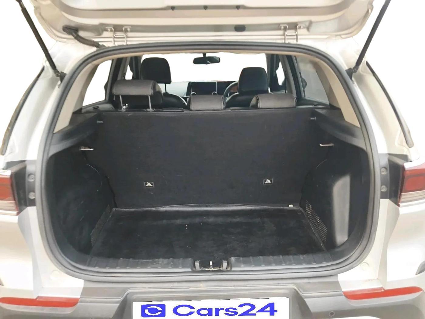 2024 KIA SONET HTE 1.5, Diesel, Manual, 43,889 km, exterior