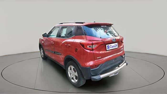 2021 Mahindra XUV300 W6 1.2 PETROL AMT, Petrol, Automatic, 26,024 km, exterior