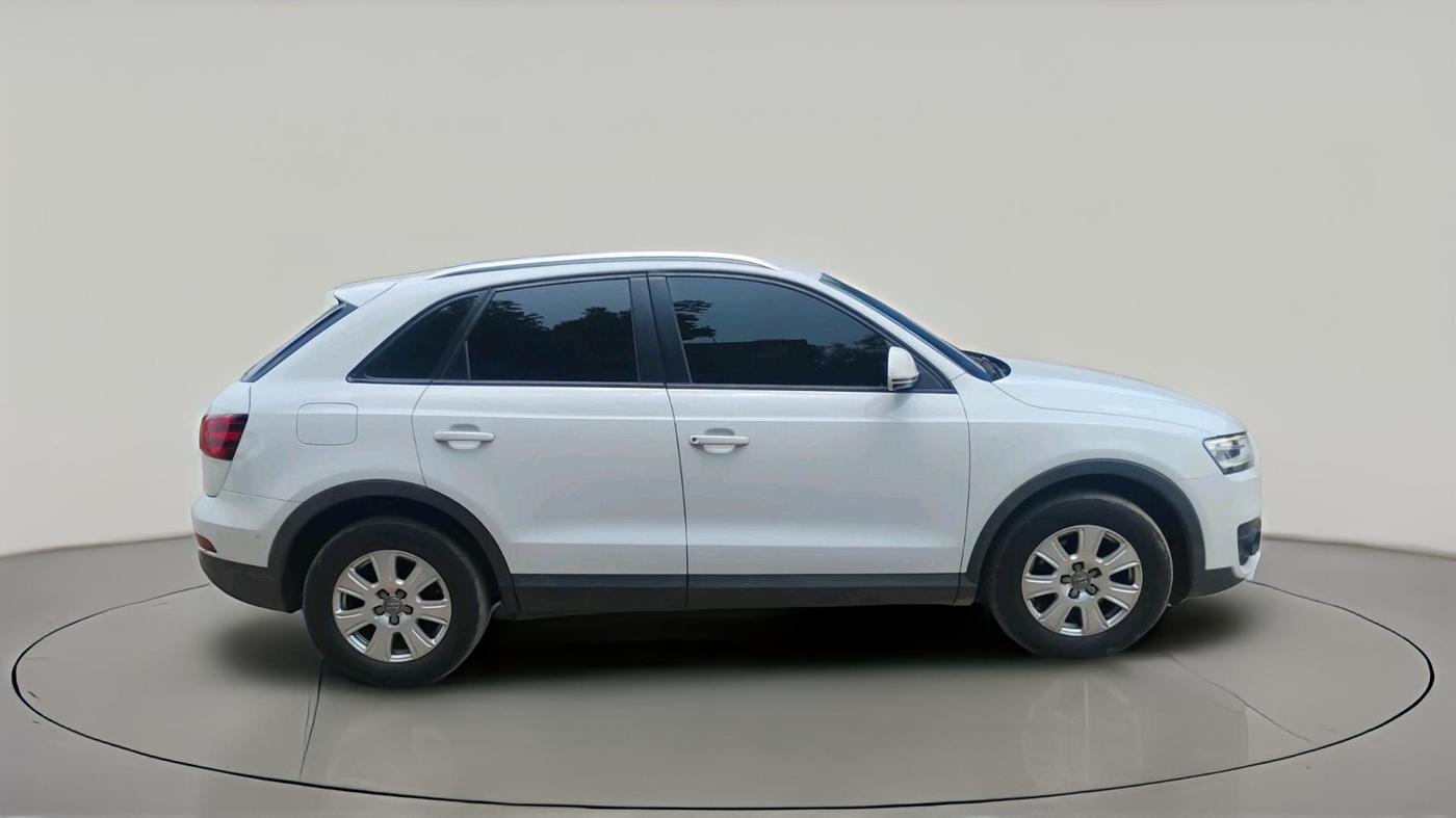 2014 Audi Q3 35 TDI Quattro, Diesel, Automatic, 67,297 km, exterior