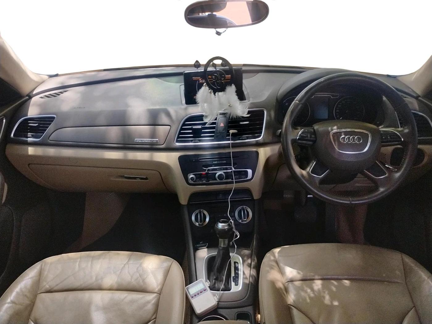2014 Audi Q3 35 TDI Quattro, Diesel, Automatic, 67,297 km, interior