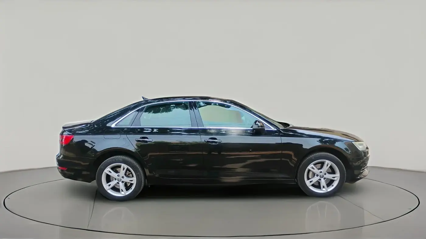 2017 Audi A4 35 TDI Premium Plus, Diesel, Automatic, 1,17,488 km, exterior
