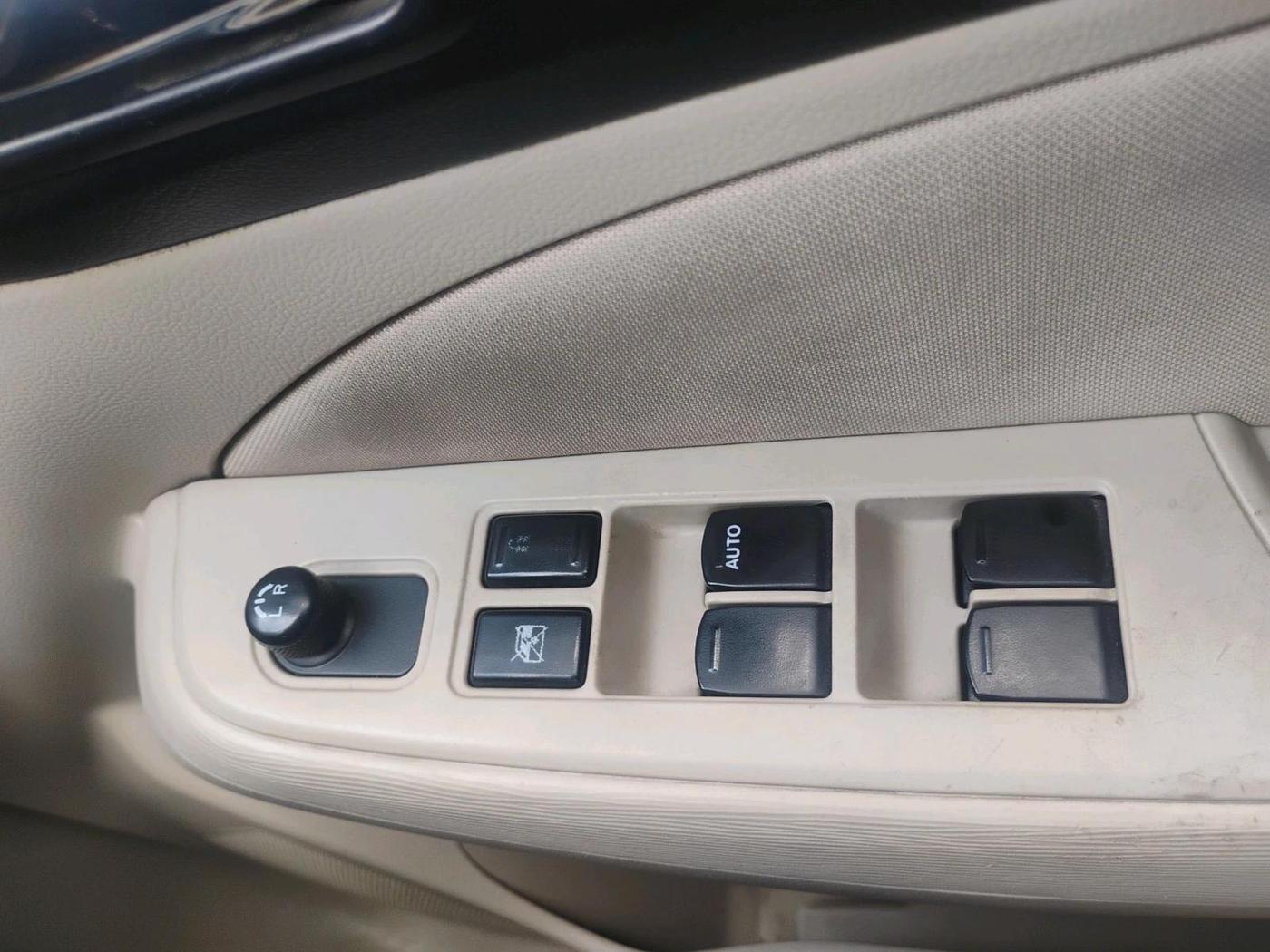 2018 Maruti Dzire VDI, Diesel, Manual, 1,03,151 km, interior