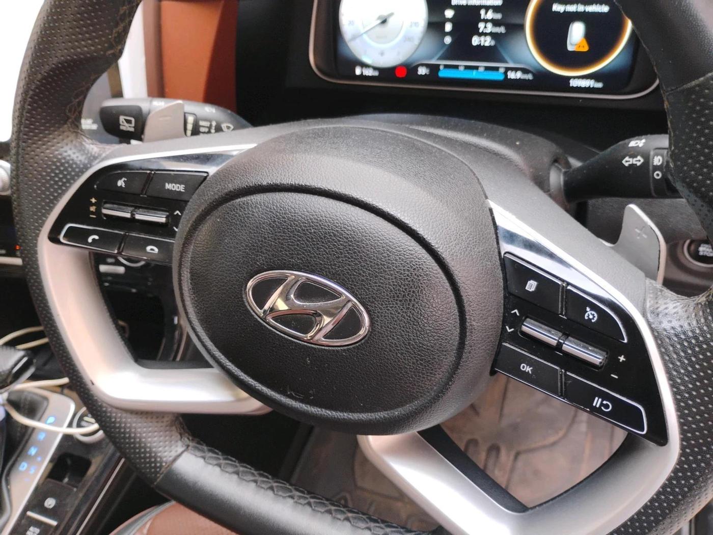 2022 Hyundai ALCAZAR 1.5 SIGNATURE (O) AT 7STR, Diesel, Automatic, 1,09,891 km, interior