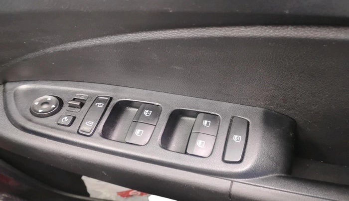 2021 Hyundai VENUE SX 1.5 (O) EXECUTIVE CRDI, Diesel, Manual, 54,306 km, interior