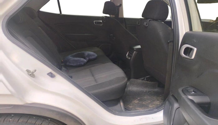 2021 Hyundai VENUE SX 1.5 (O) EXECUTIVE CRDI, Diesel, Manual, 54,306 km, interior