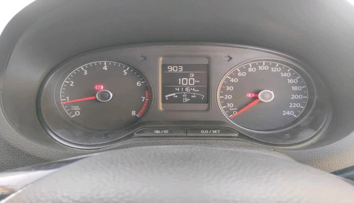 2016 Volkswagen Ameo HIGHLINE1.2L, Petrol, Manual, 41,250 km, interior