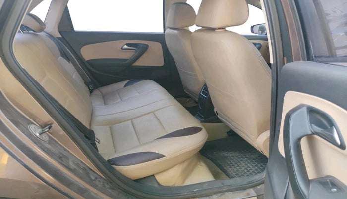 2016 Volkswagen Ameo HIGHLINE1.2L, Petrol, Manual, 41,250 km, interior