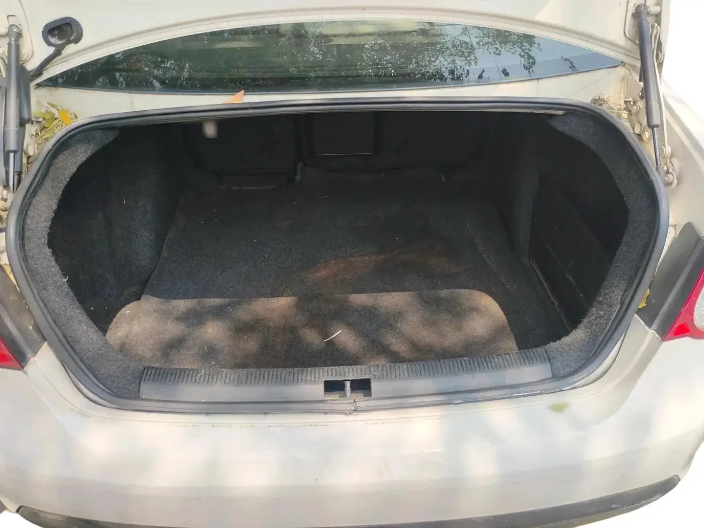 2008 Volkswagen Jetta COMFORTLINE 1.9 TDI AT, Diesel, Automatic, 1,52,381 km, exterior