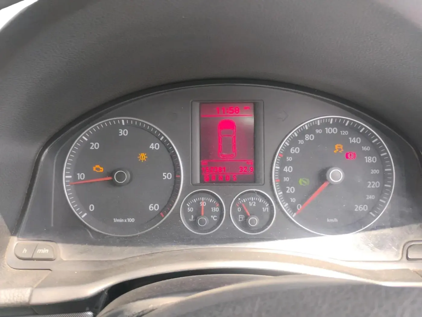 2008 Volkswagen Jetta COMFORTLINE 1.9 TDI AT, Diesel, Automatic, 1,52,381 km, interior