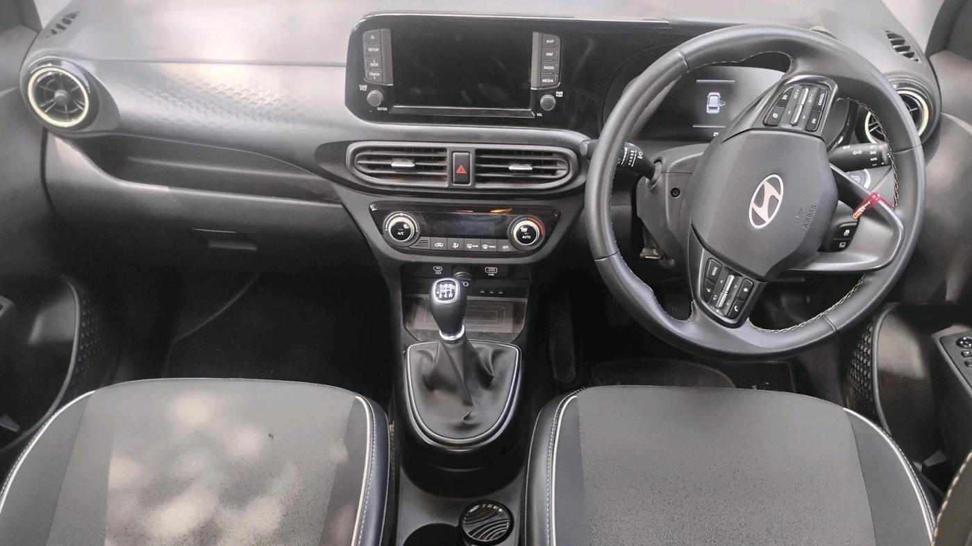 2023 Hyundai EXTER SX (O) CONNECT 1.2 MT DUAL TONE, Petrol, Manual, 27,695 km, interior