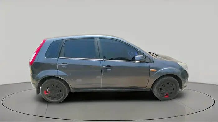 2014 Ford Figo ZXI 1.2 PETROL, Petrol, Manual, 1,20,042 km, exterior