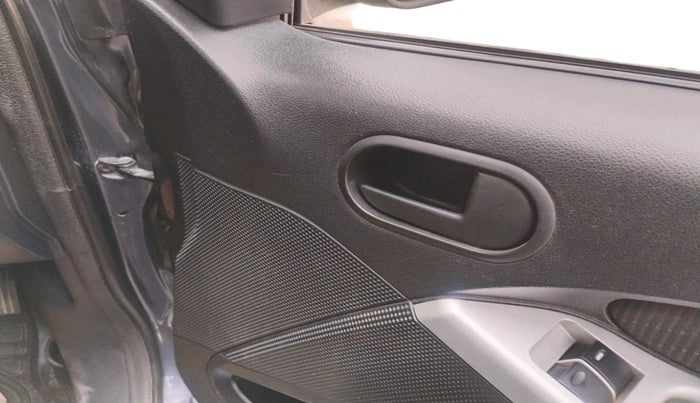 2014 Ford Figo ZXI 1.2 PETROL, Petrol, Manual, 1,20,042 km, interior