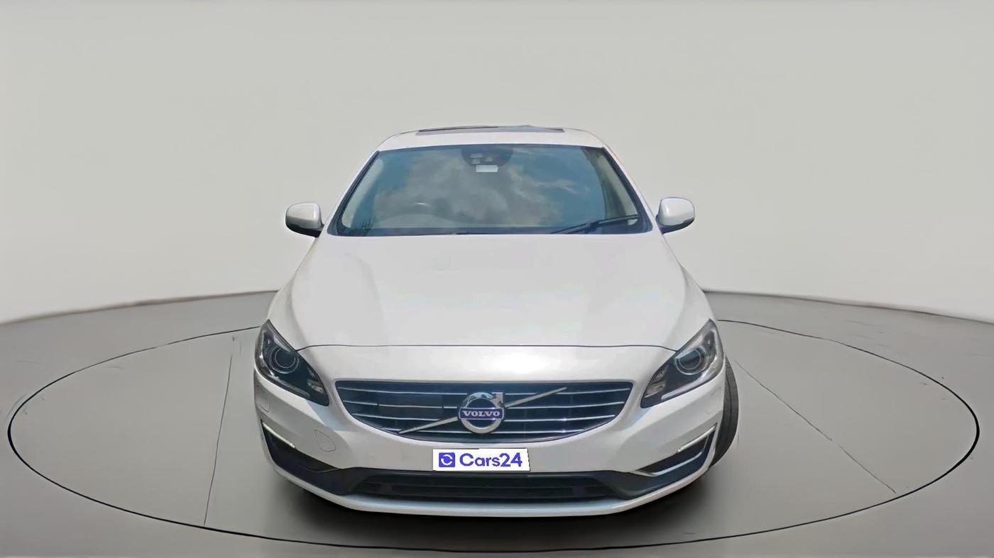 2018 Volvo S60 Momentum D4, Diesel, Automatic, 57,331 km, exterior