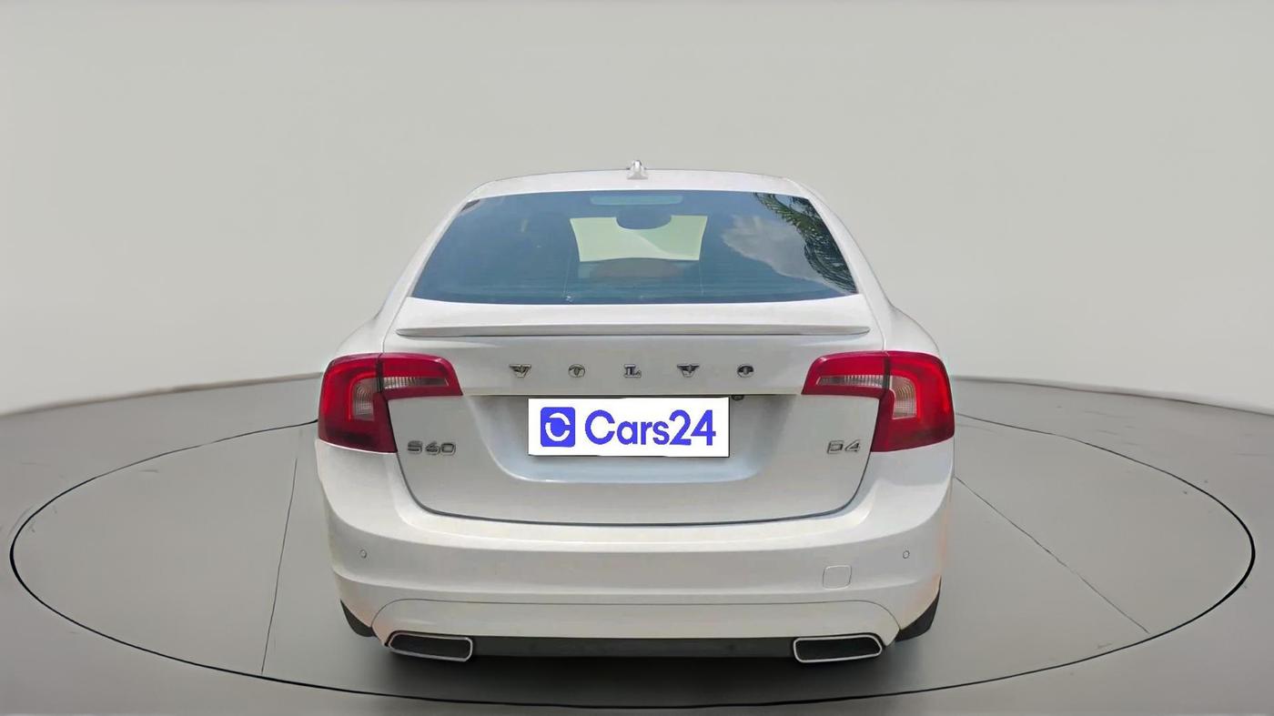 2018 Volvo S60 Momentum D4, Diesel, Automatic, 57,331 km, exterior