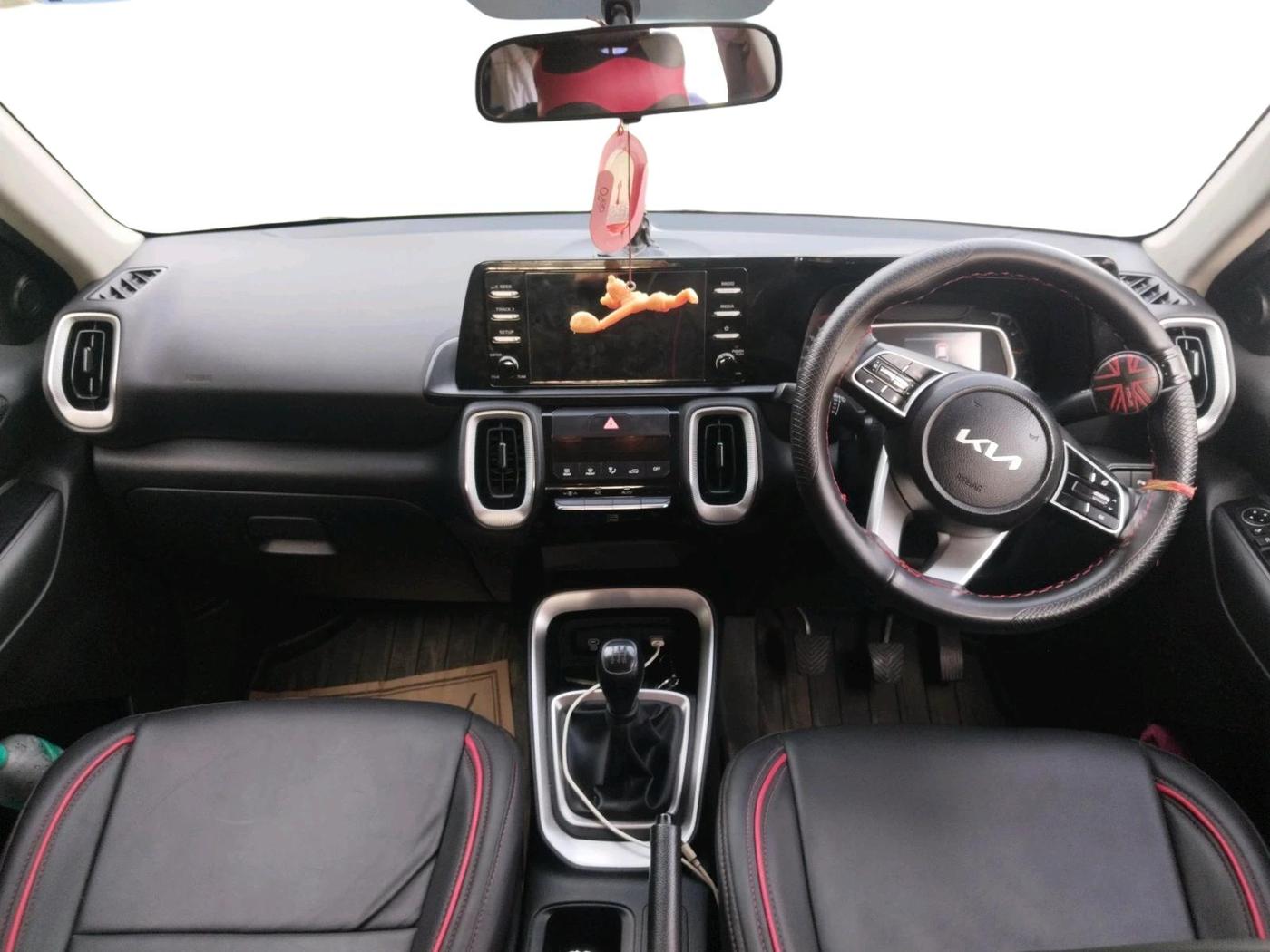 2025 KIA SONET HTK (O) 1.2 Petrol MT, Petrol, Manual, 17,800 km, interior