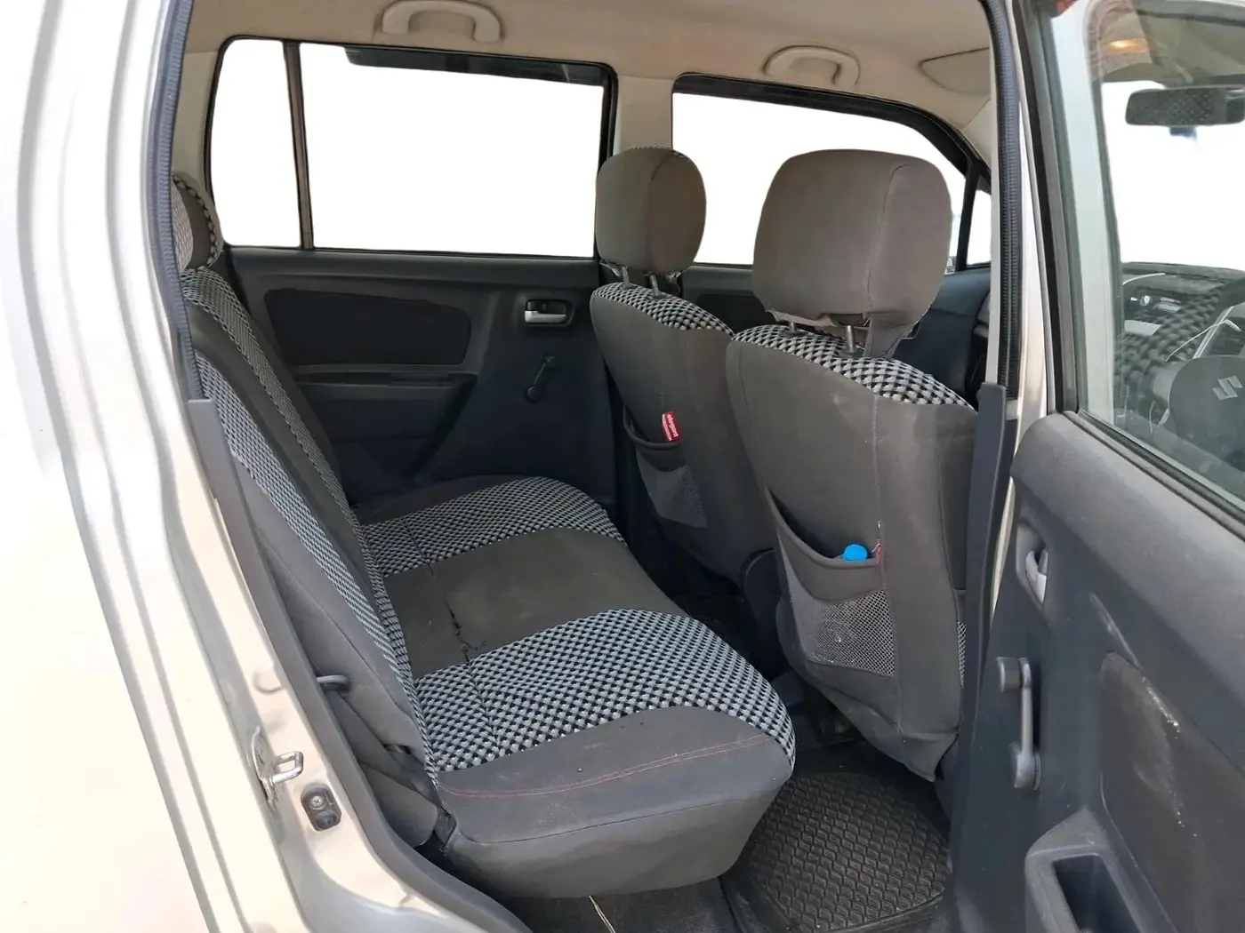 2011 Maruti Wagon R 1.0 LXI, Petrol, Manual, 38,854 km, interior