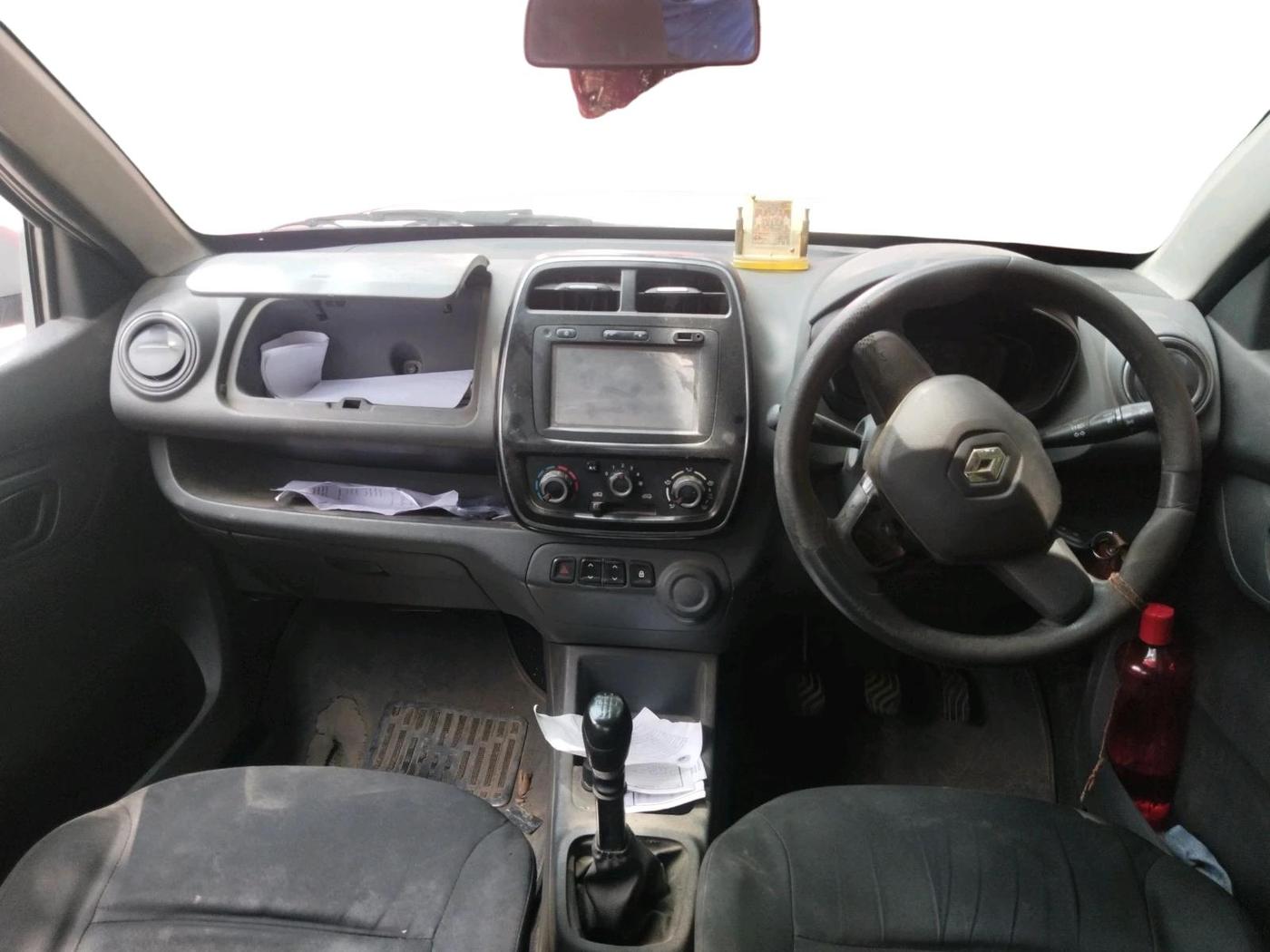 2016 Renault Kwid RXT 0.8, Petrol, Manual, 2,07,695 km, interior