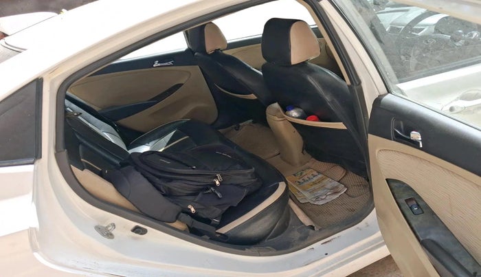 2014 Hyundai Verna FLUIDIC 1.6 CRDI SX, Diesel, Manual, 1,90,722 km, interior