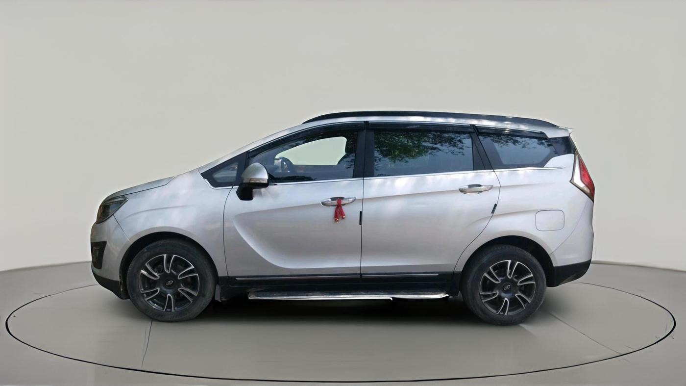 2023 Mahindra MARAZZO M 6 + 8 STR, Diesel, Manual, 32,137 km, exterior