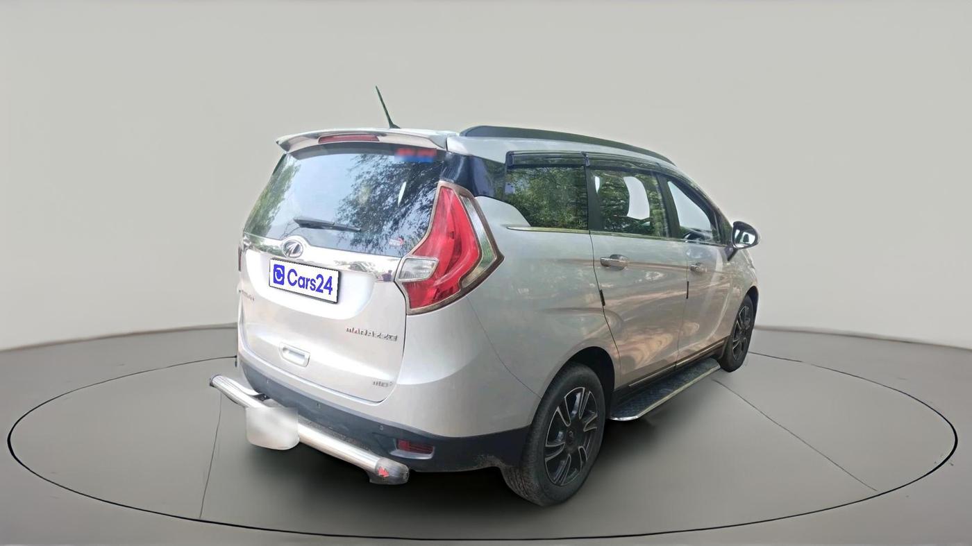 2023 Mahindra MARAZZO M 6 + 8 STR, Diesel, Manual, 32,137 km, exterior