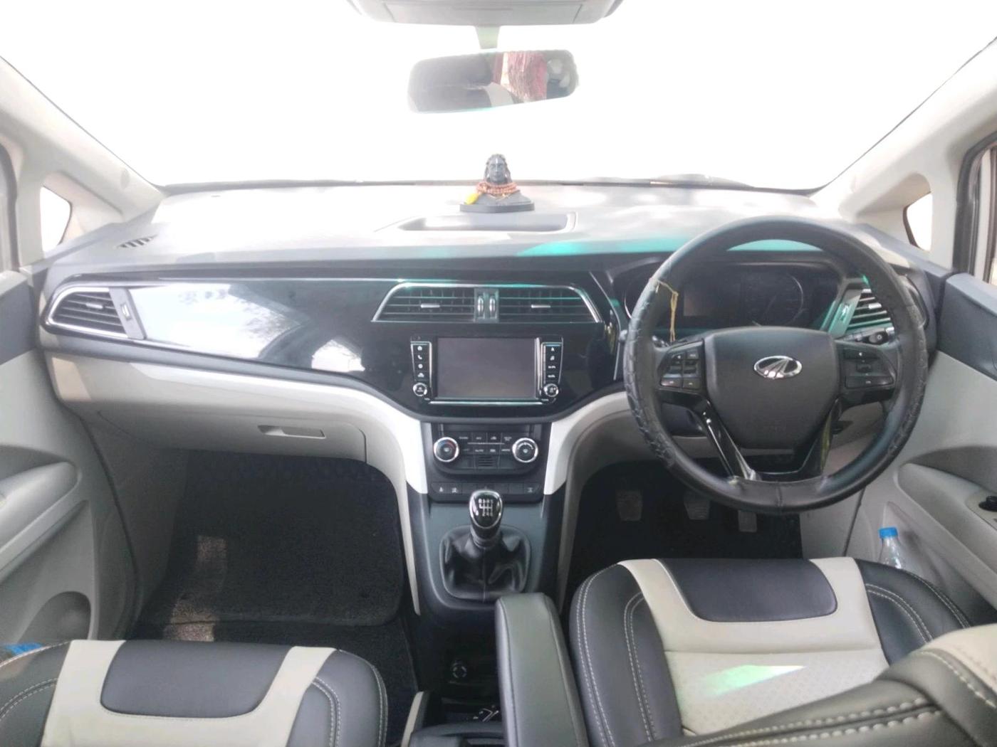 2023 Mahindra MARAZZO M 6 + 8 STR, Diesel, Manual, 32,137 km, interior