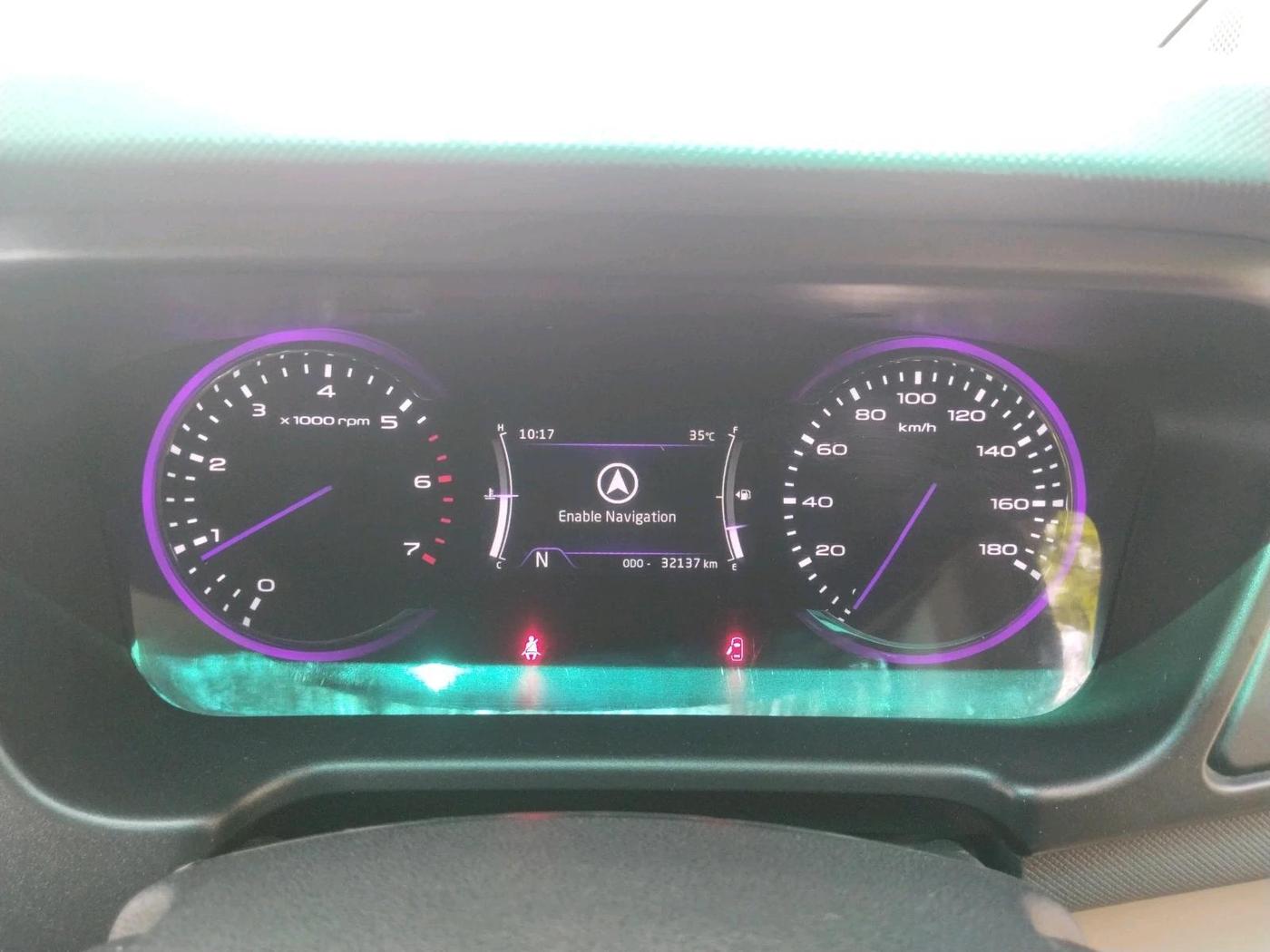 2023 Mahindra MARAZZO M 6 + 8 STR, Diesel, Manual, 32,137 km, interior