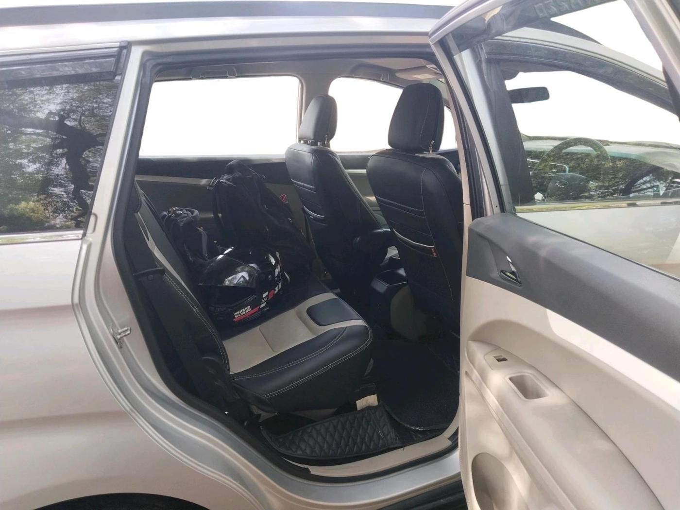 2023 Mahindra MARAZZO M 6 + 8 STR, Diesel, Manual, 32,137 km, interior