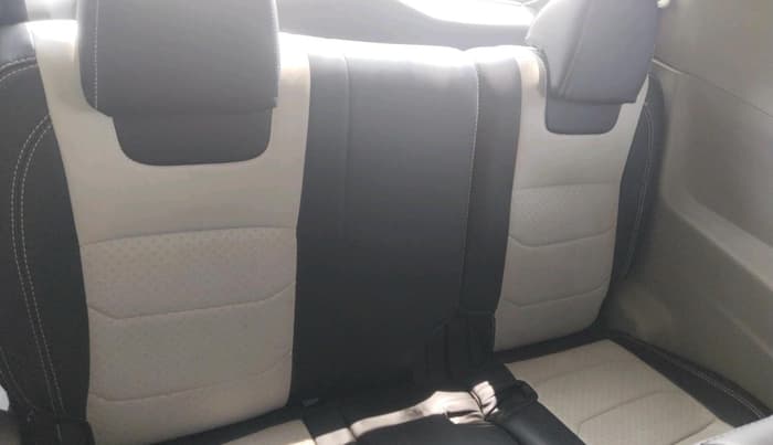 2023 Mahindra MARAZZO M 6 + 8 STR, Diesel, Manual, 32,137 km, interior
