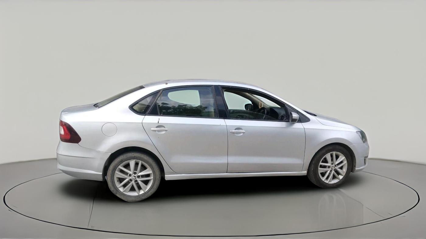 2017 Skoda Rapid STYLE 1.5 TDI AT, Diesel, Automatic, 1,47,037 km, exterior