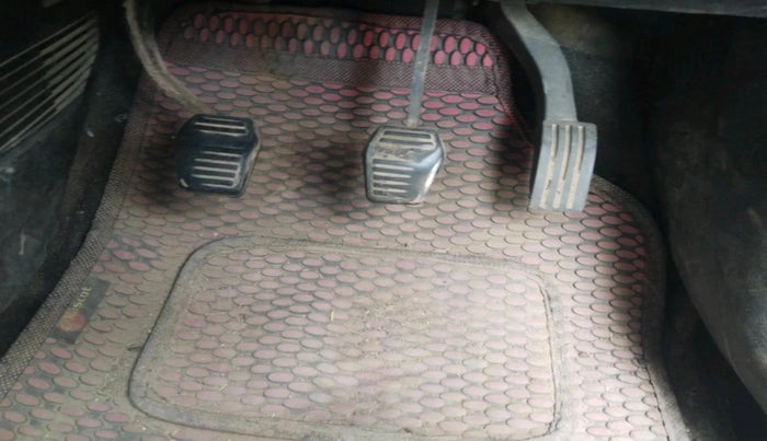 2011 Ford Figo ZXI 1.2 PETROL, Petrol, Manual, 76,921 km, interior