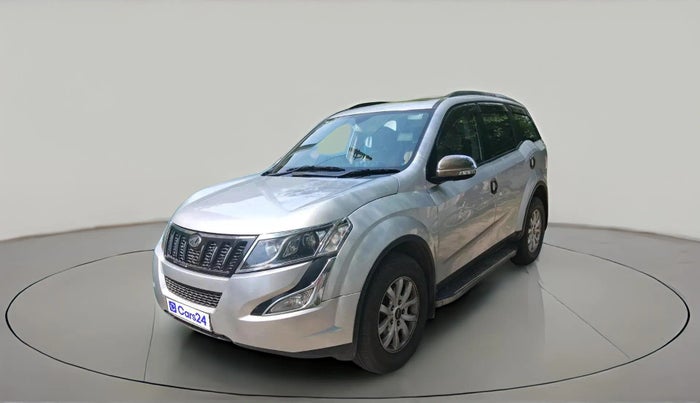 2016 Mahindra XUV500 W10, Diesel, Manual, 98,383 km, exterior