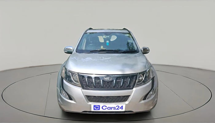 2016 Mahindra XUV500 W10, Diesel, Manual, 98,383 km, exterior