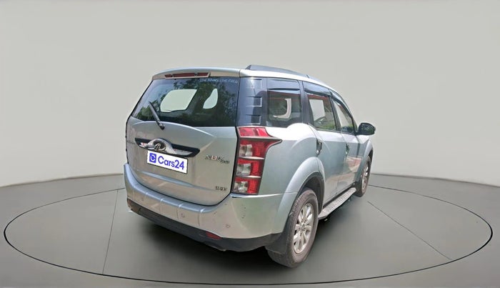 2016 Mahindra XUV500 W10, Diesel, Manual, 98,383 km, exterior