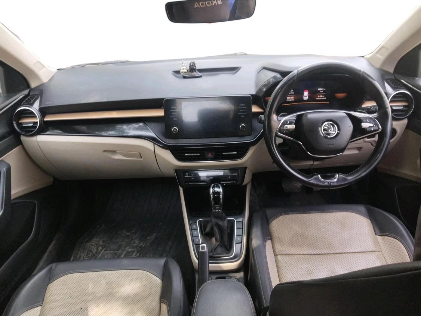 2023 Skoda SLAVIA STYLE 1.0L TSI AT, Petrol, Automatic, 63,047 km, interior