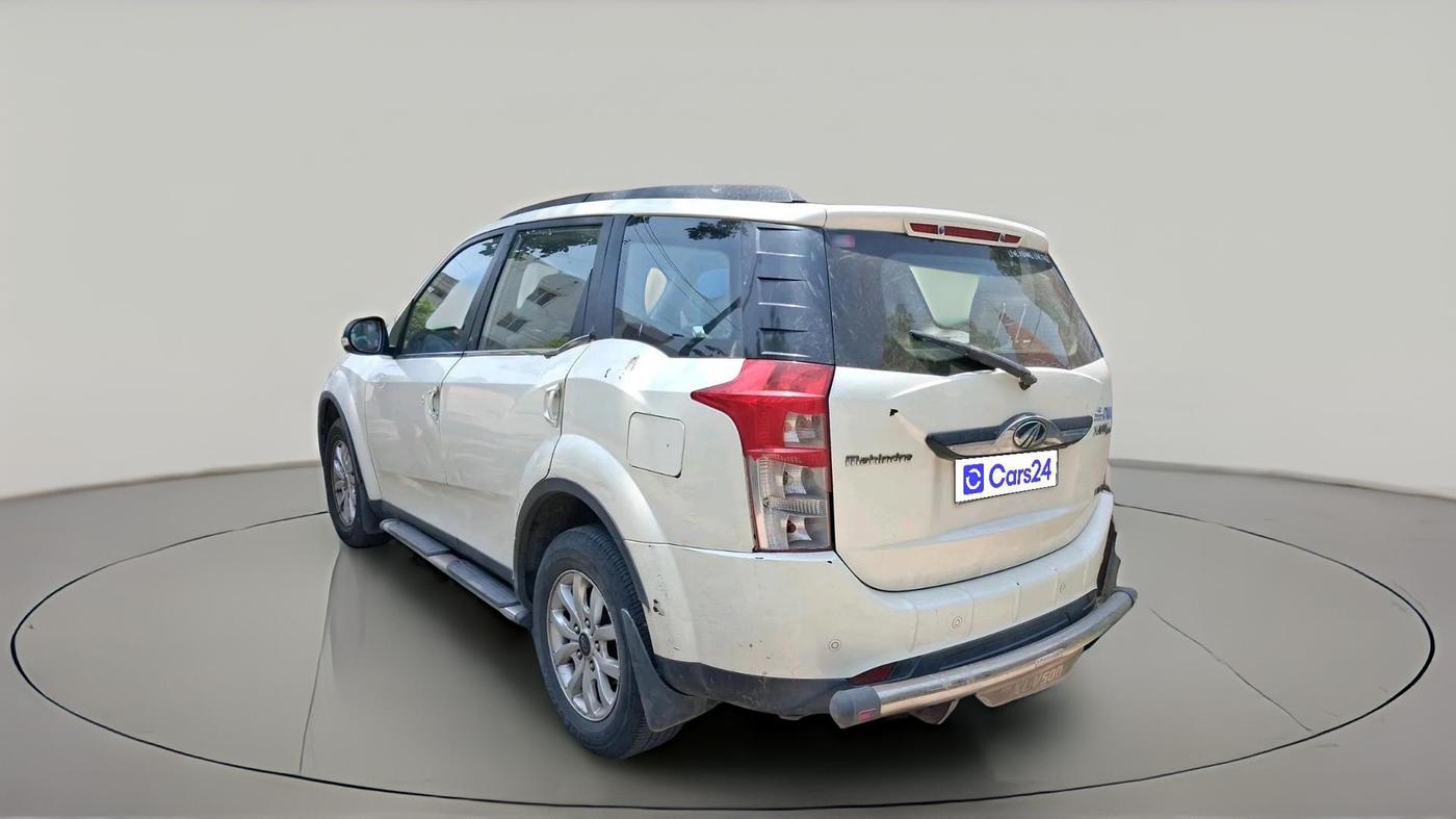 2016 Mahindra XUV500 W10, Diesel, Manual, 83,541 km, exterior