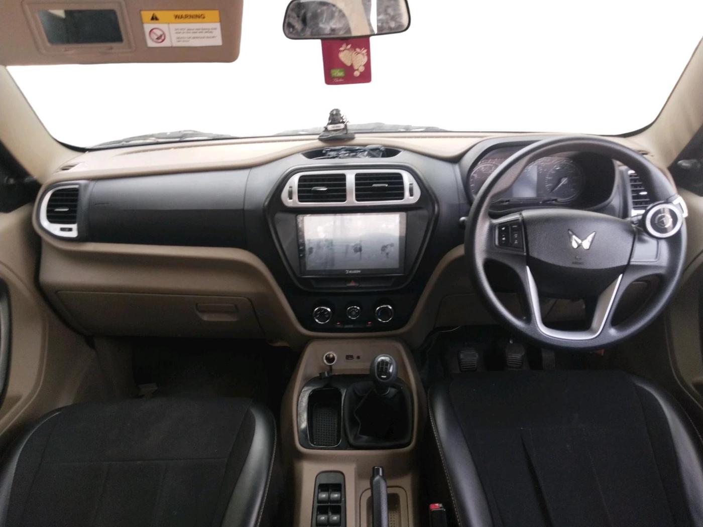 2023 Mahindra BOLERO NEO N 8, Diesel, Manual, 13,070 km, interior