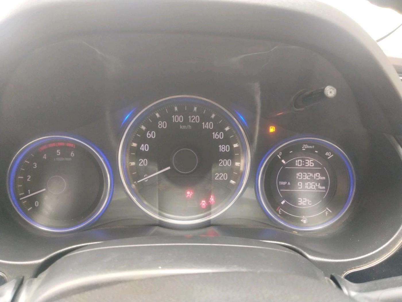 2015 Honda City 1.5L I-DTEC V, Diesel, Manual, 1,93,249 km, interior