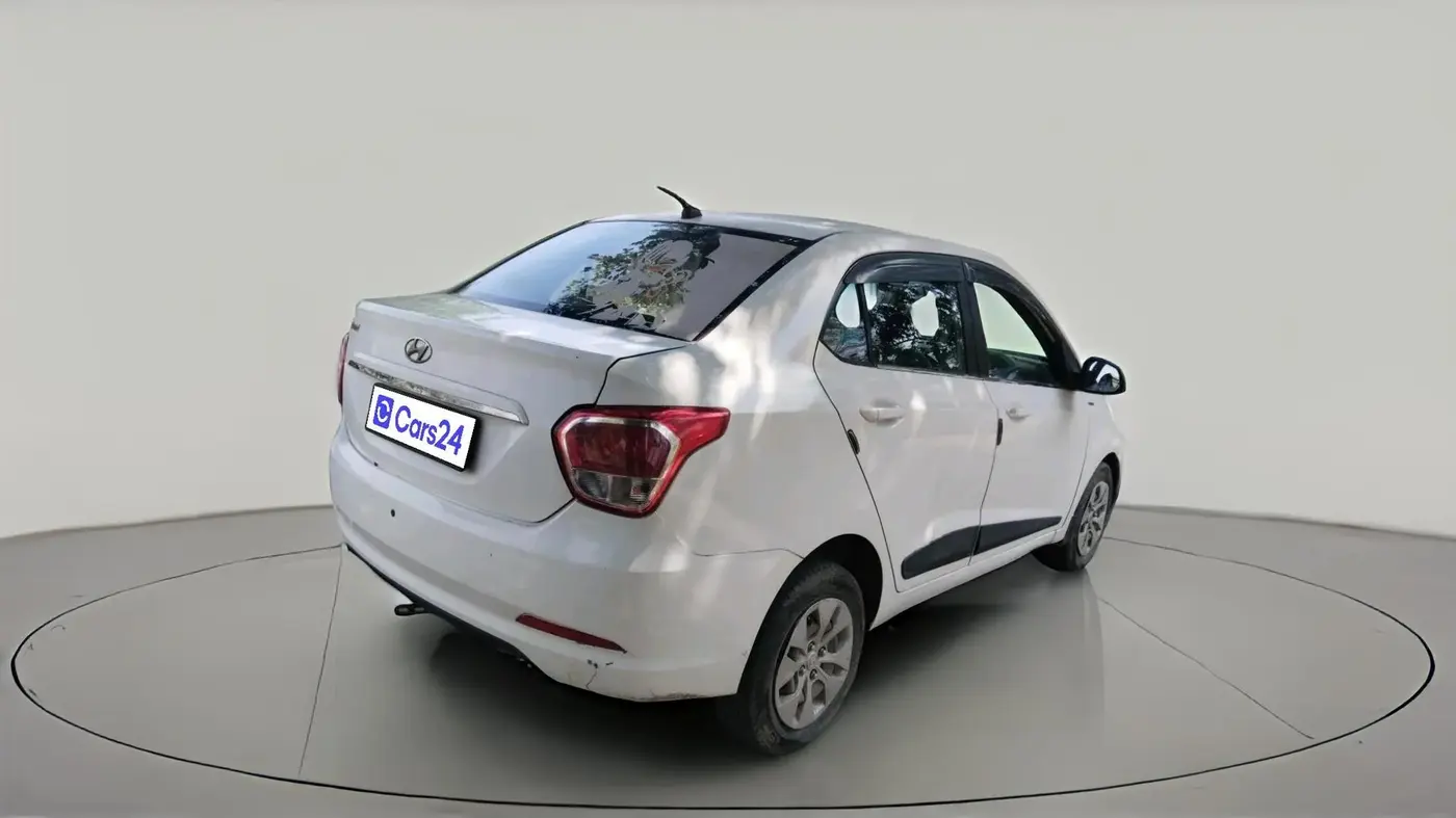 2015 Hyundai Xcent S 1.2, Petrol, Manual, 1,37,951 km, exterior