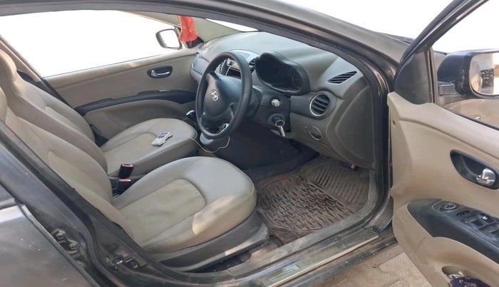 2011 Hyundai i10 MAGNA 1.2, Petrol, Manual, 91,773 km, interior